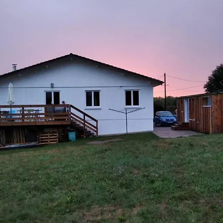 Holiday home Studio De Jardin Cosy Avec Vue Panoramique Neuvillers-sur-Fave